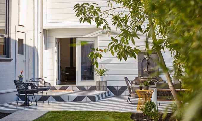 Benicia House | Creative Space & Artist Retreat "The Residence" 3,000 sqft + Gardens in Benicia
