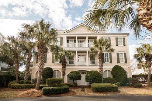 Litchfield by the Sea House | Creek Front Beach House in gated Litchfield by the Sea