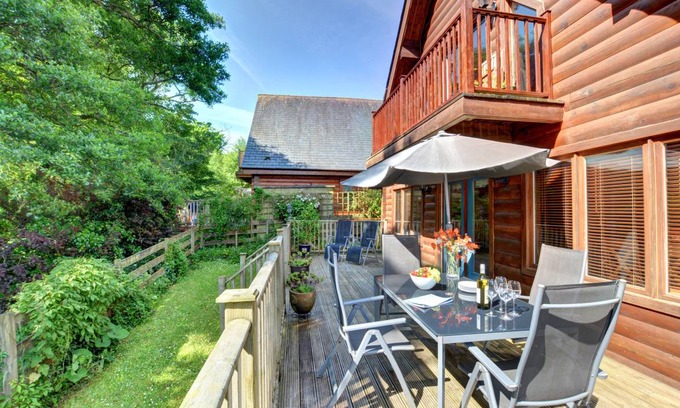 Little Petherick Cottage | Creekside