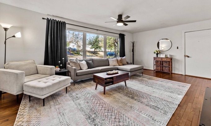 Woodcrest House | Creekside Haven- Minutes from Downtown