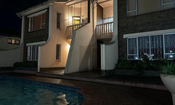 Isipingo Bed & Breakfast | CREMONA LODGE