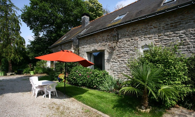 Scaer House | Cremoren Cottages Gîte Saint Adrien 4 pers SPA pool