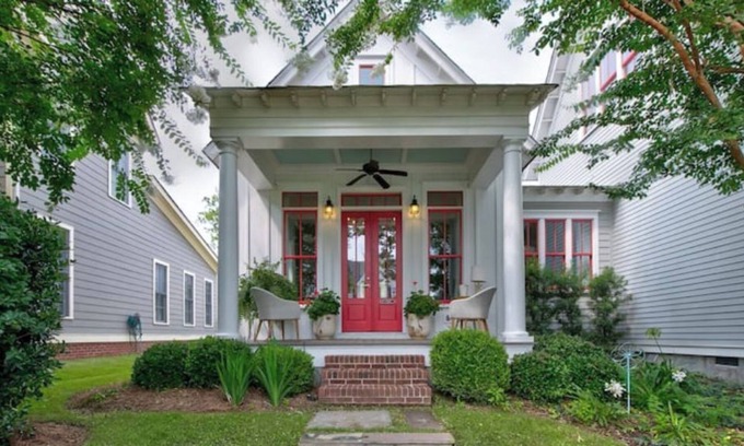 Lake Carolina House | Crepe Myrtle Cottage Charming