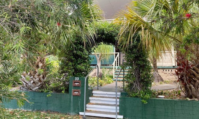 Crescent Head Apartment | Crescent Head - Killick Glen - a couple's retreat