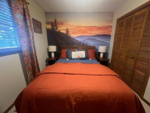 Franklin House | Crescent Ridge gated golf with fast wifi and fireplace