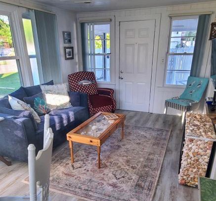 Crescent Beach House | Crescent Vintage Cottage