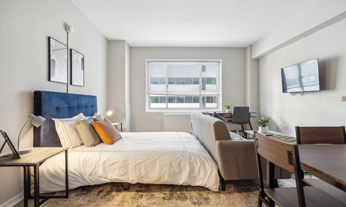 SoNo Apartment | Crest at Peachtree 803 spacious 1 Bd 1 Bth