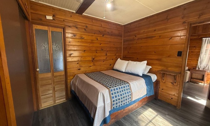 Crestline Cabin | Crest Lodge Historic Mountain Inn - Blue Jay