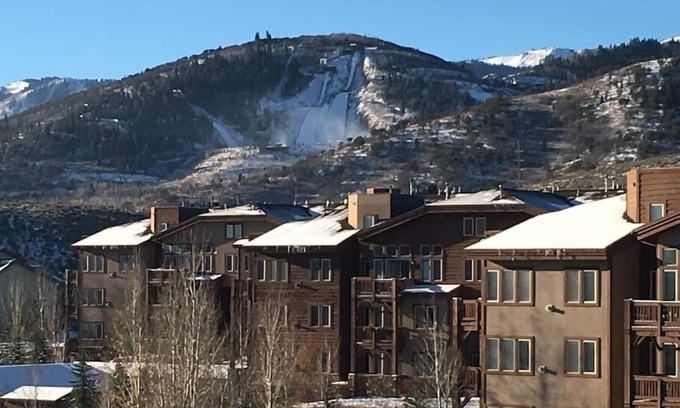 Kimball Junction Condo | Crestview Largest 2BR/2.5BA with loft - great for families