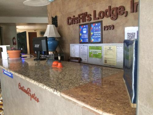 Dumaguete Hotel | CrisFil's Lodge Incorporated