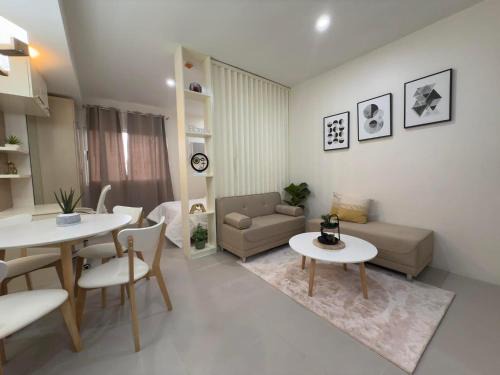 Poblacion District Apartment | CRML Rentals Studio-Type Unit