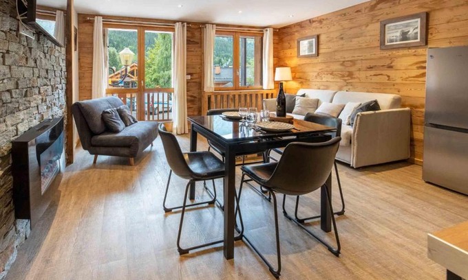 Meribel Centre Apartment | Croix des Verdons F2 Meribel Centre 180 from the ski pistes