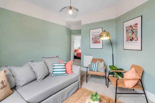Cromer Apartment | Cromer 2 Bed Apartment Near Beach Free Parking Included