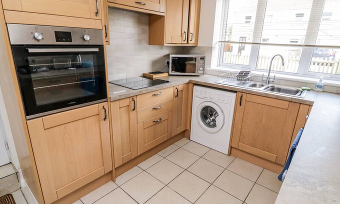 Timsbury Cottage | Crooked Well