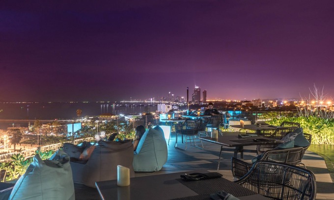 Na Chom Thian Hotel | Cross Vibe Pattaya Seaphere