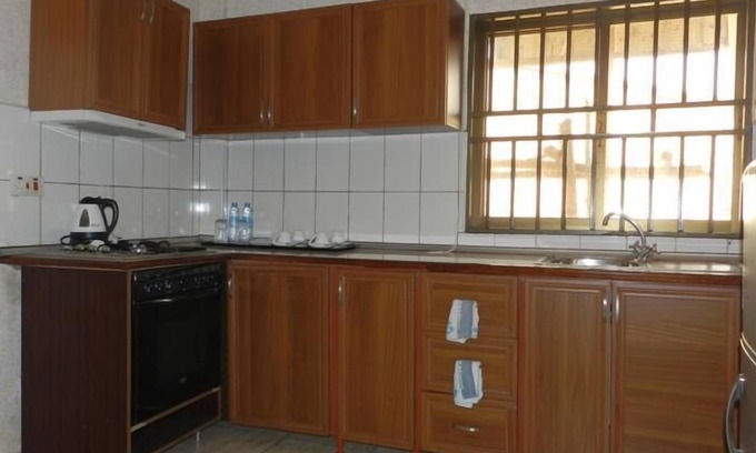 Kampala Hotel | Crown Jakiba Hotel