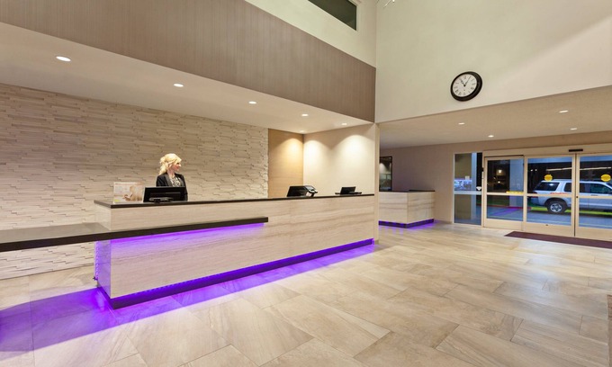 Union City Hotel | Crowne Plaza Silicon Valley N - Union City by IHG