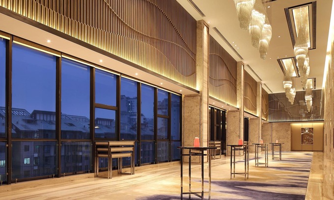 Cuiping District Hotel | Crowne Plaza Yibin by IHG