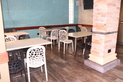 Kampala Hotel | Crux hotel