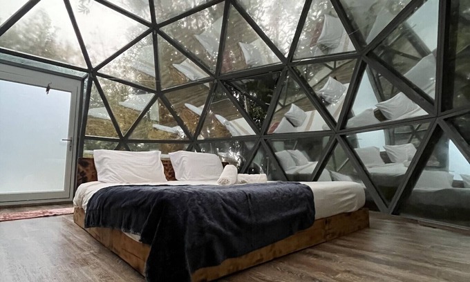 Angra do Heroismo House | Crystal Bubble