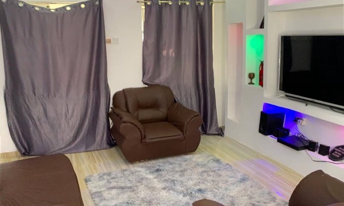 Kenya House | Crystal Homes. Classy, Secure & private with wifi, netflix & swimmingpool