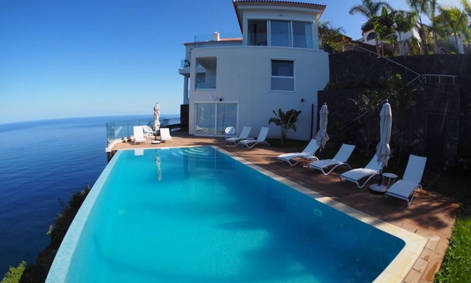 Sauzal Villa | CRYSTAL OCEAN VILLA