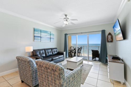 Gulf Shores Apartment | Crystal Shores West 202
