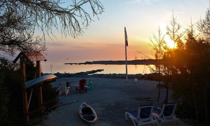Northern Bruce Peninsula Cottage | Crystal Water Retreat includes 6 Kayaks