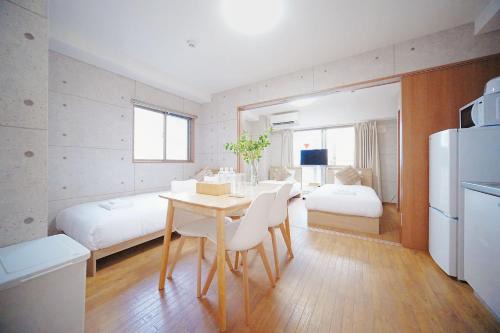 Naniwa Apartment | CU Host KIYONO