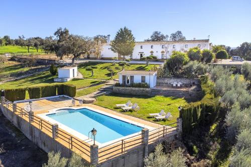Alcala del Valle House | Cubo's Hacienda El Baldio