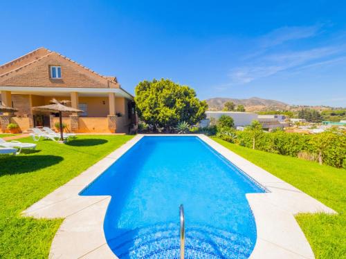 Alhaurin de la Torre Villa | Cubo's Villa Plumaria de Alhaurin