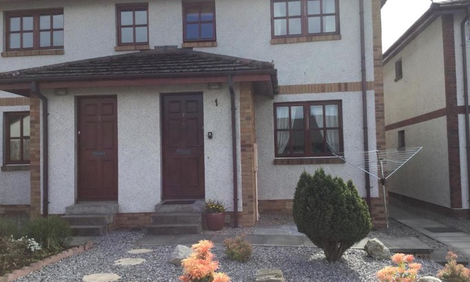 Balloch Apartment | Culloden Apartment Free Parking