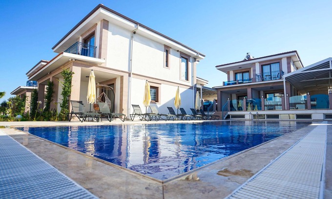 Mithatpasa Hotel | Cunda Rota Seaside