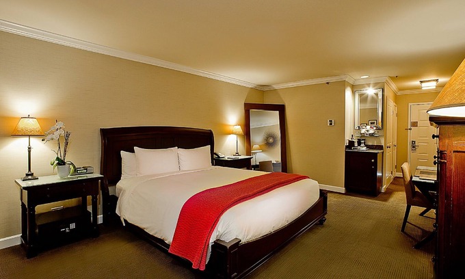 Cupertino Hotel | Cupertino Hotel, Pet Suite King, Bring Your Pets, Pool, Free Breakfast!