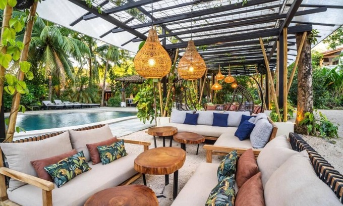 Potrero Resort | Curiol Boutique Hotel & Lounge