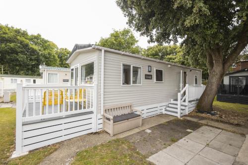 Mudeford House | Curlew