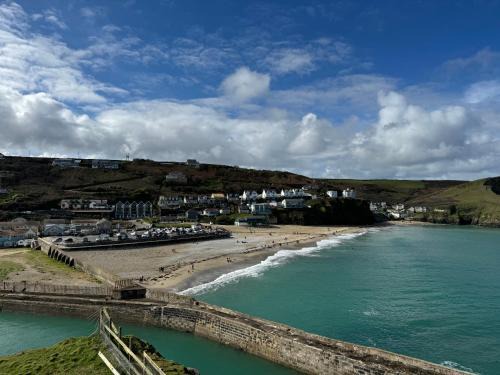 Portreath House | Curnows