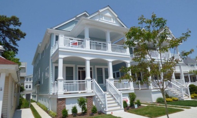 North End Condo | Custom 4 Bedroom 3 Bath 2nd Floor Condo- Great location!