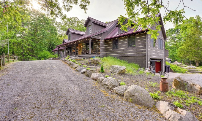Clarklake Cabin | Custom-Built Clarklake Cabin: Sauna & Cold Plunge!