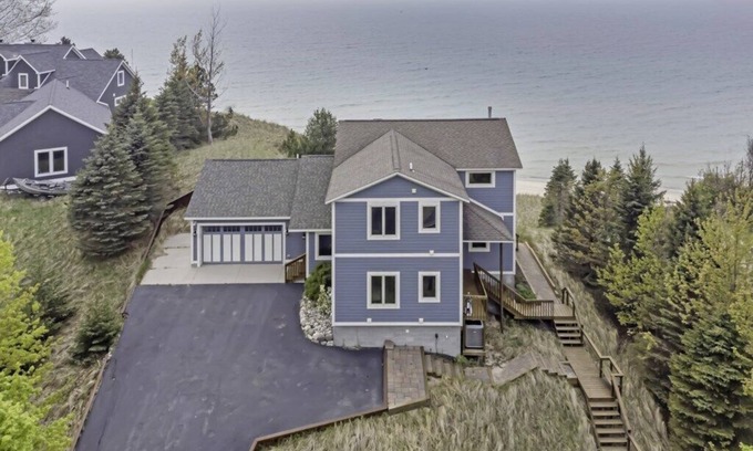 Manistee House | Custom Lake Michigan Beachfront Vacation Home