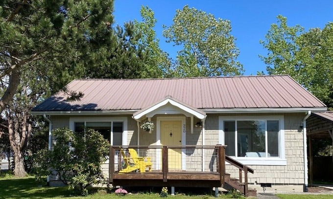 Blaine House | Cute Blaine Bungalow, recently remodeled, great location