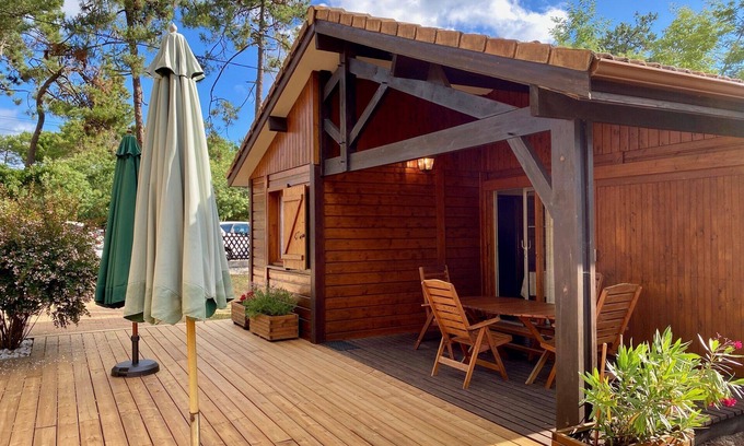 Lacanau-Ocean Ski Chalet | Cute chalet with garden, in an ideal beach and center location