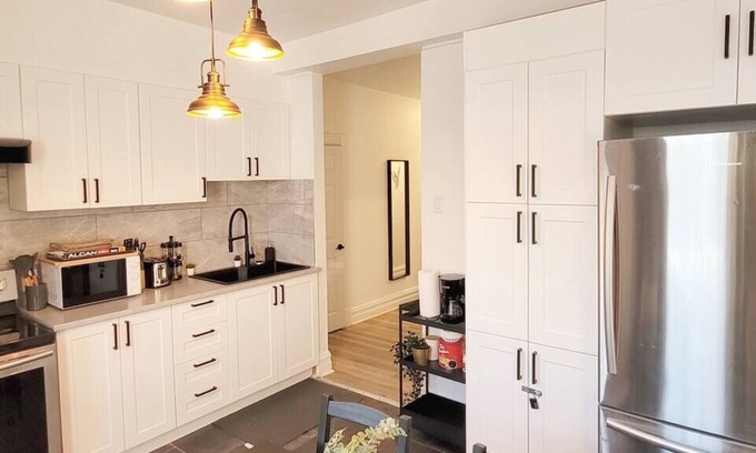 Verdun Apartment | Cute & Cozy 1BDR in Verdun