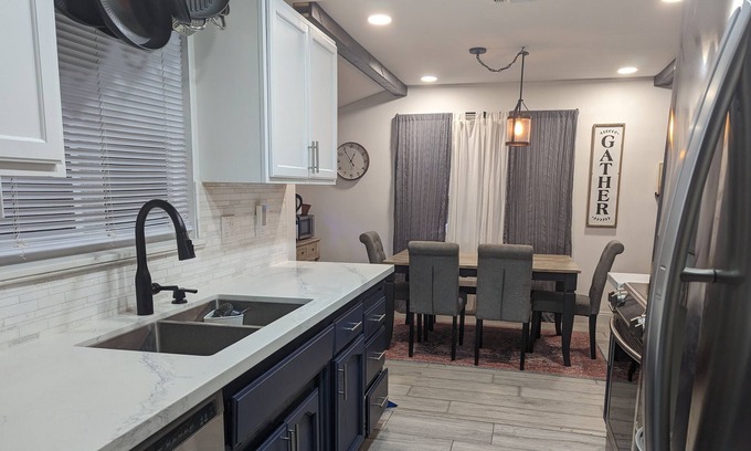 Orangevale House | Cute Family Home Near Folsom Lake