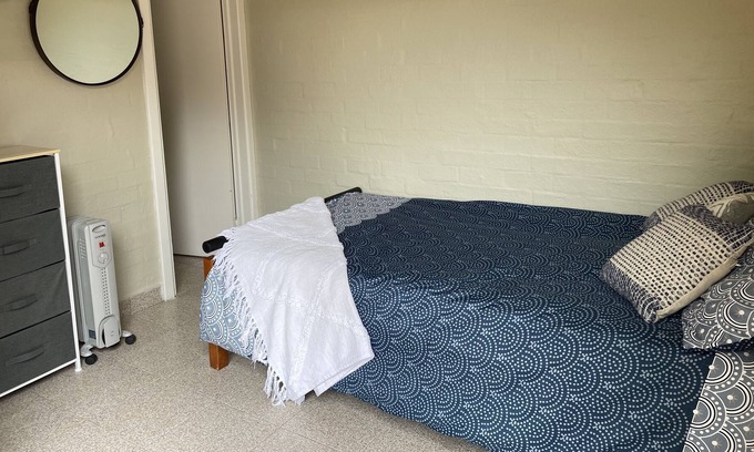 Doubleview Bed & Breakfast | Cute granny flat by the sea side