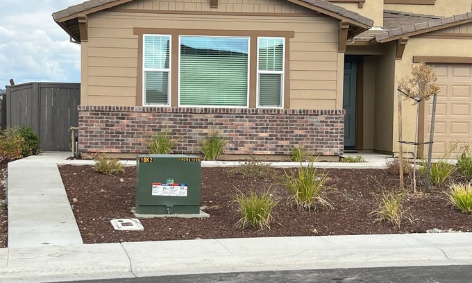 Folsom House | Cute Kozy Place for 2