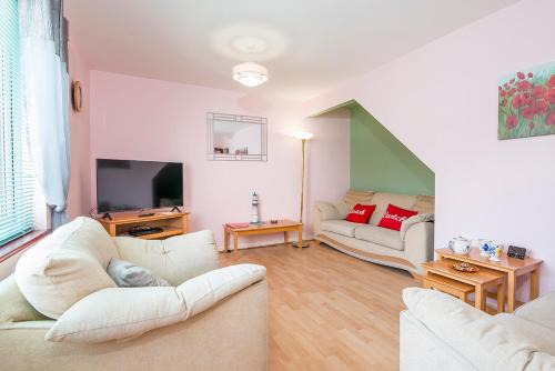 Little Haven House | Cwtch Cottage