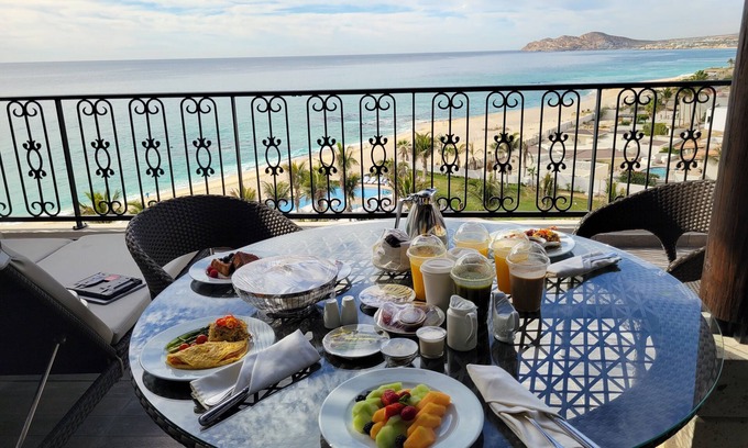 San Jose del Cabo Resort | >CYBER MONDAY SALE< 2BR OCEANFRONT Condo on Cabo corridor for Holidays >End Wed<