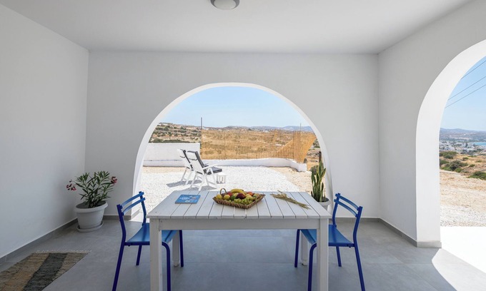 Milos House | Cyclades Whisper