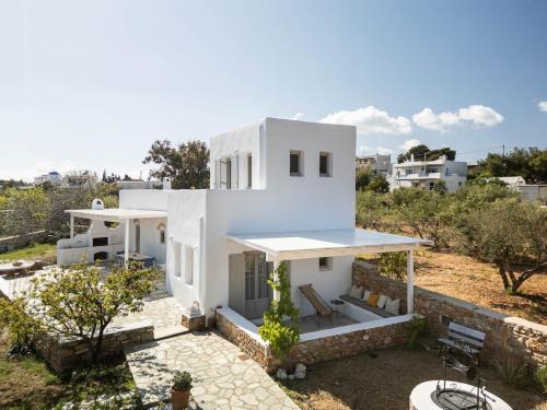 Aliki House | Cycladic Wine Press House